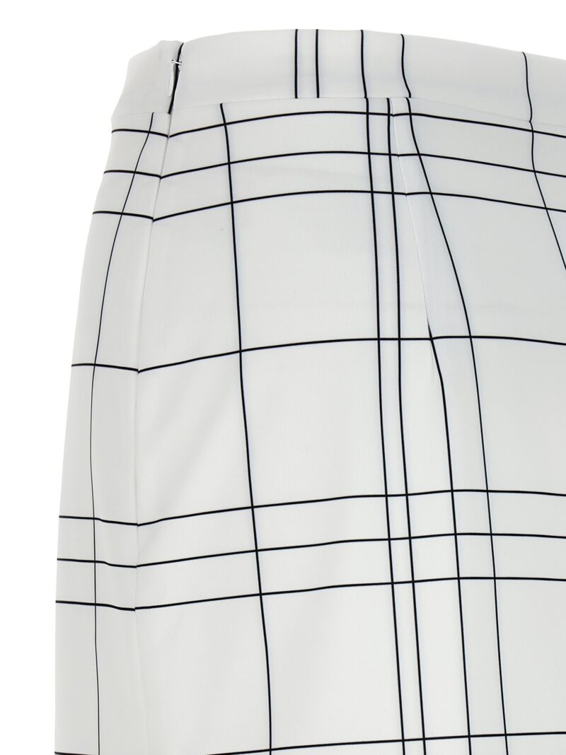 Patterned skirt 92% polyester