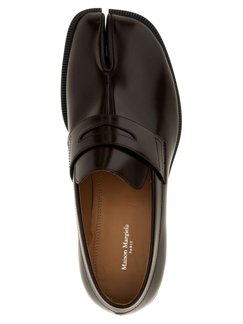 'Tabi' loafers 100% bovine leather (Bos Taurus) MAISON MARGIELA Brown