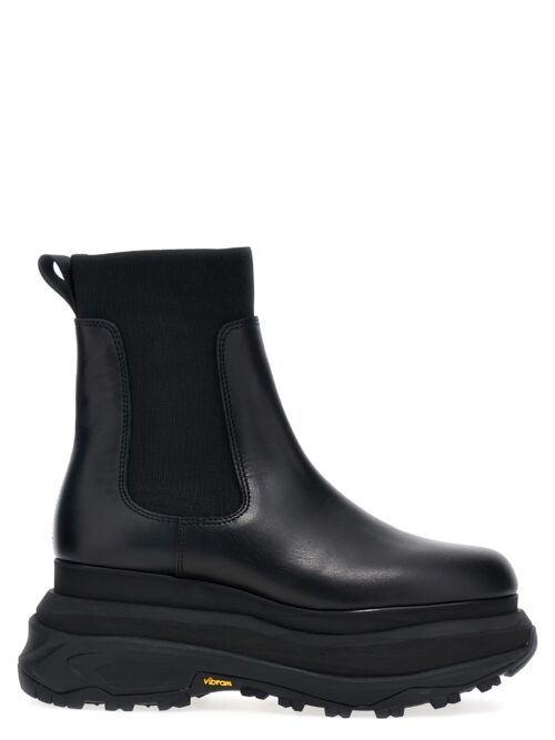 Chelsea leather ankle boots SACAI Black